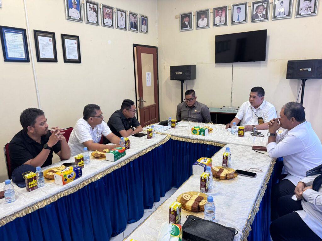 Anggota DPRD Tarakan berkunjung ke Kantor PT Pelni Cabang Tarakan.